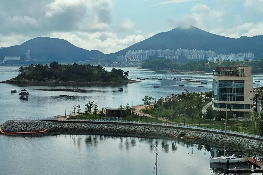 The Castle Ocean Marina Double Suite Yeosu Luaran gambar