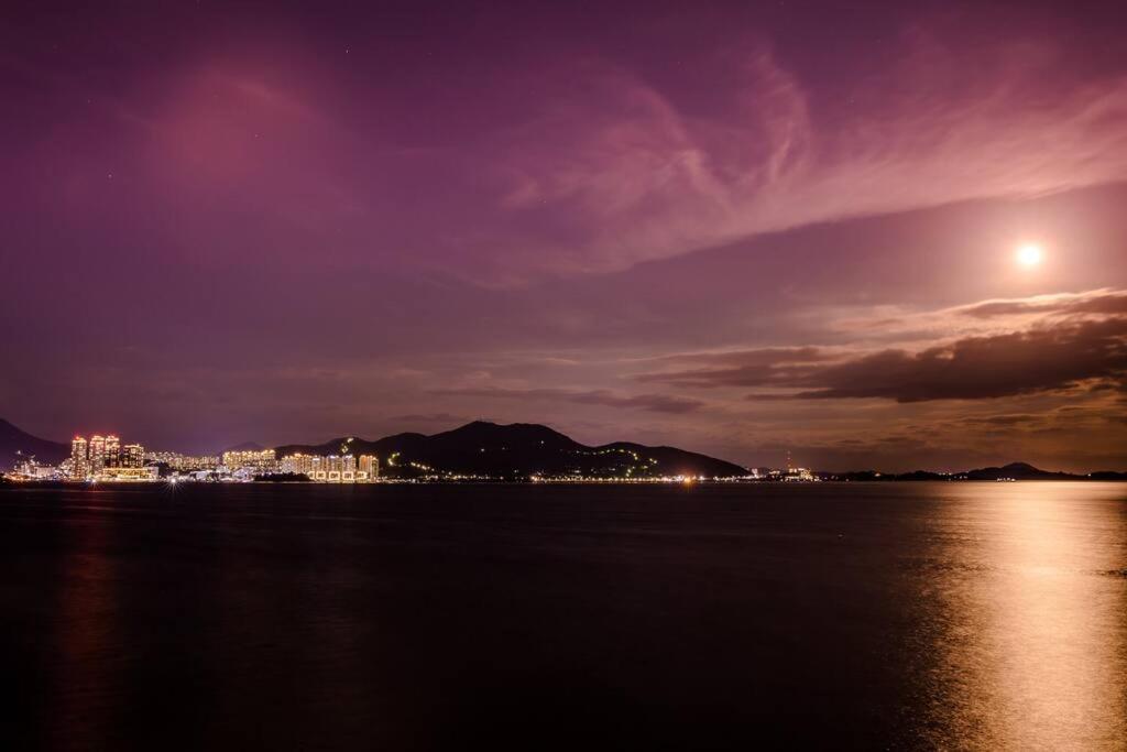 The Castle Ocean Marina Double Suite Yeosu Luaran gambar